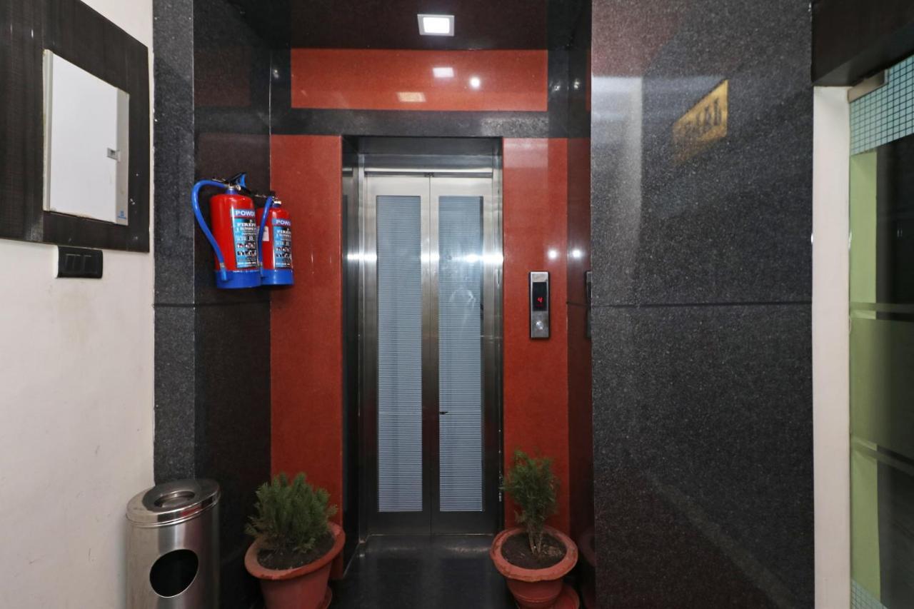 Capital O 8680 Hotel Vaishnavi Inn Hasanganj Exterior photo